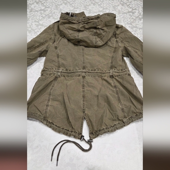 Levi's Woman Tan Hooded Jacket, Size Small - Picture 2 of 8